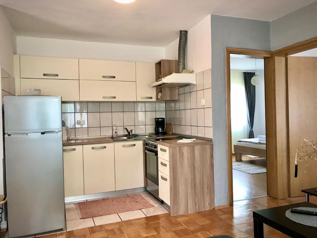 Apartment Gabriela Rakovica Eksteriør bilde
